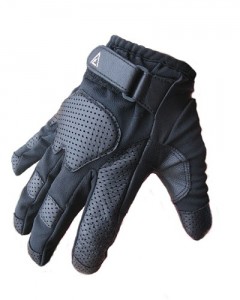Vickers Gloves